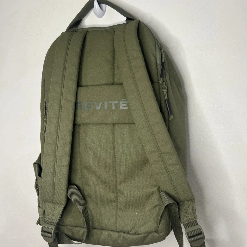 Brevité The Jumper 18L Backpack Olive Green Laptop Bag
